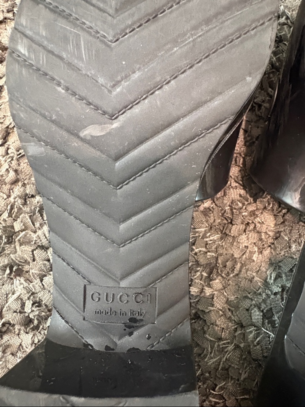 Gucci Black Patent Slide Mules with Embossed Logo - Picture 6 of 15